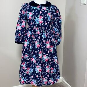 Vintage mousefeathers navy floral velvet trim
Puff sleeve vest size 5